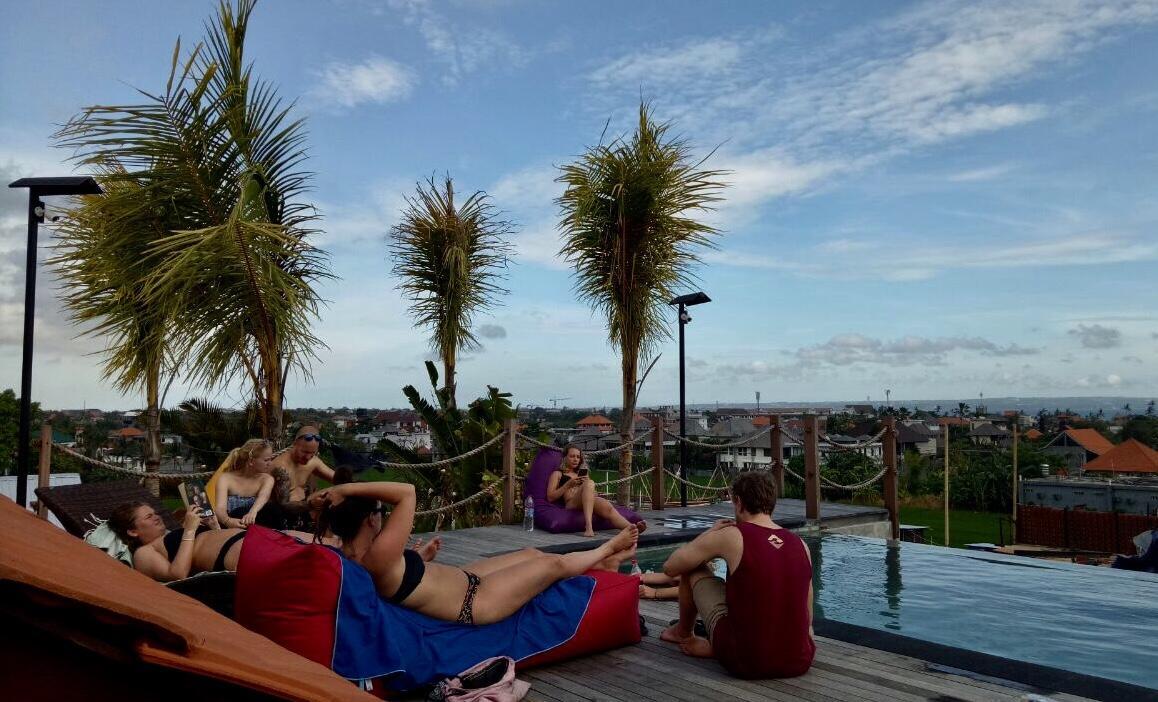 The Escape Hostel Canggu Exterior foto
